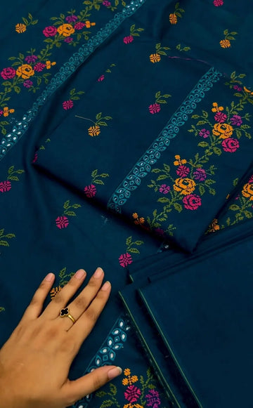 Beautiful Embroidered 2pc article My Store